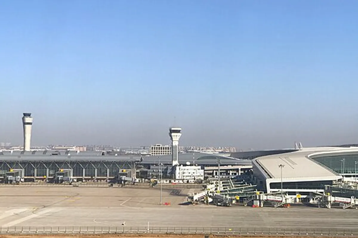 Zhengzhou Xinzheng Airport to Baoquan Scenic Area